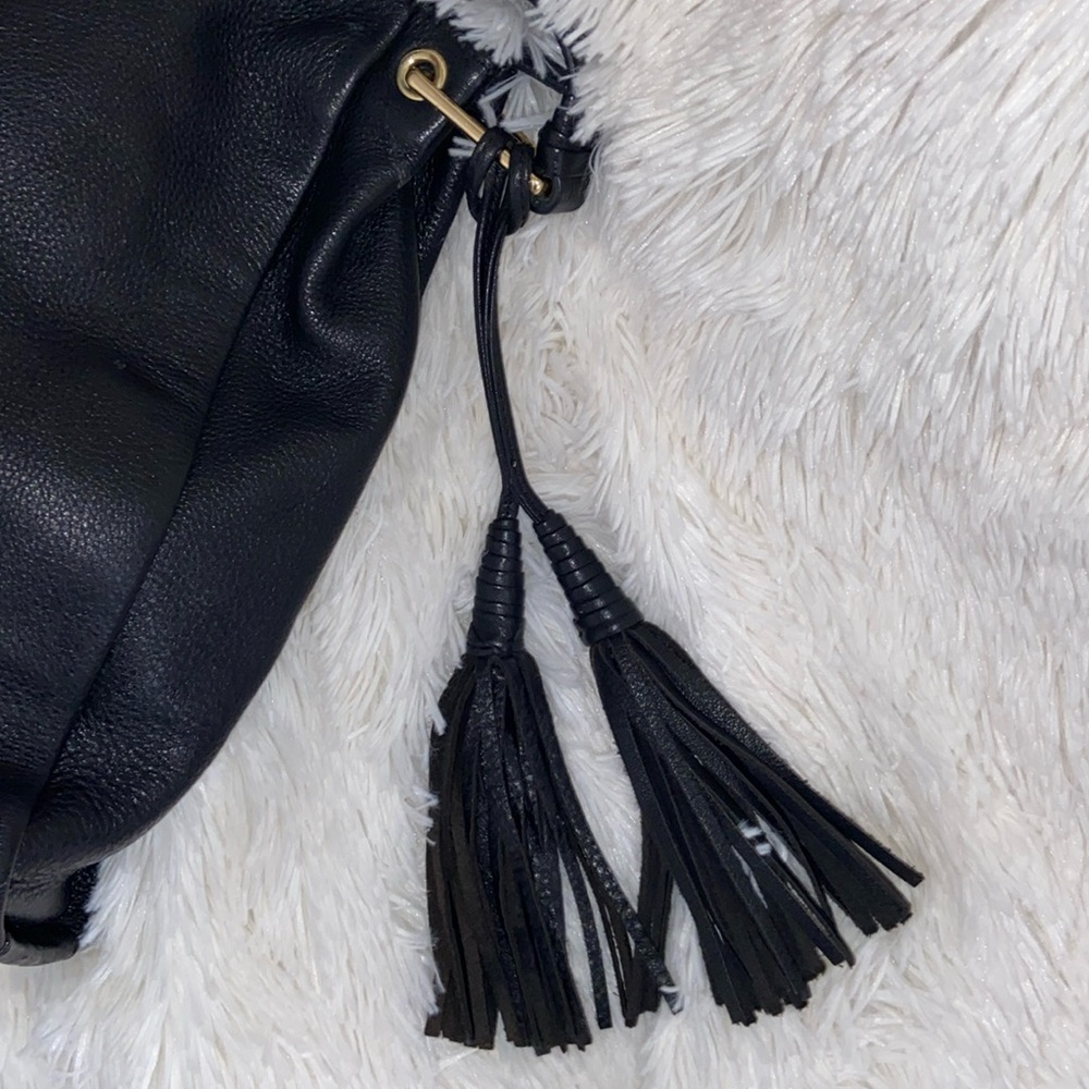 Vince Camuto Cesil Hobo shoulder bag doubleTassel blk pebbled leather w/Dustbag - Picture 13 of 13
